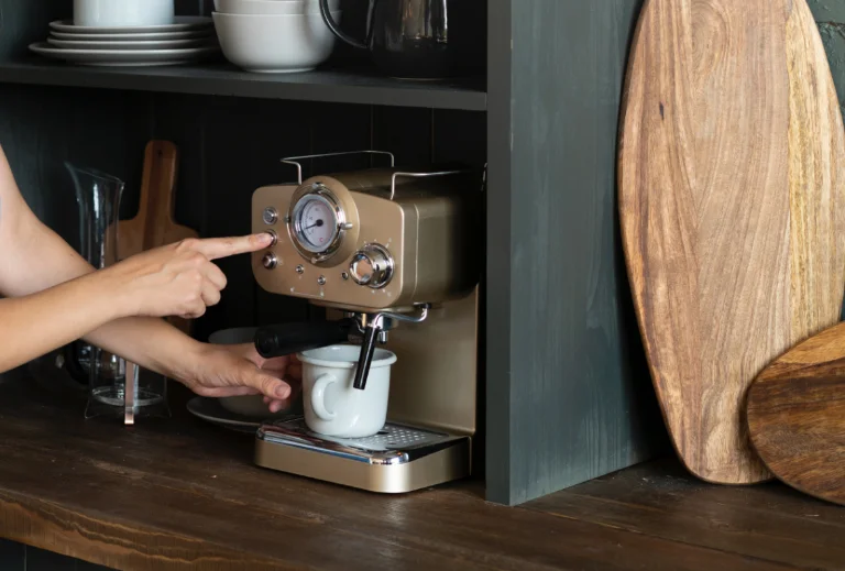 AUTOMATIC COFFEE MACHINES